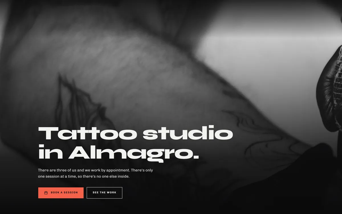 La portada de la demo de TINKTANIUM, un estudio de tatuajes